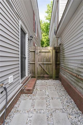 1114 Hoover AVE, Chesapeake, VA 23324