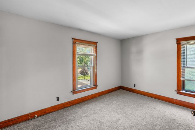 2013 CAMPHAUSEN Avenue, Erie, PA 16510