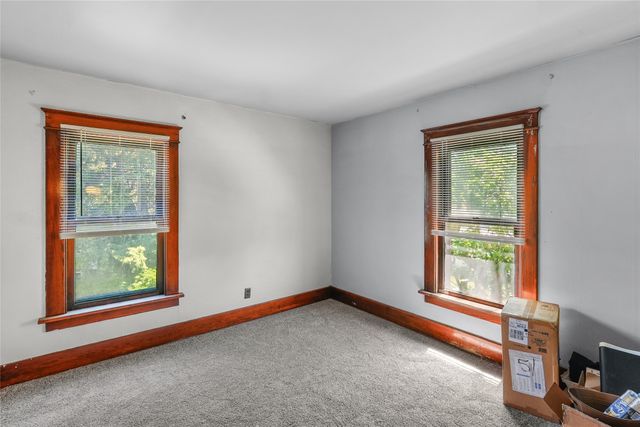 2013 CAMPHAUSEN Avenue, Erie, PA 16510
