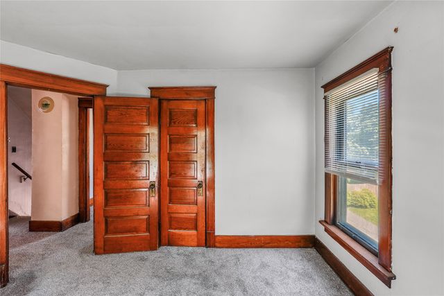 2013 CAMPHAUSEN Avenue, Erie, PA 16510