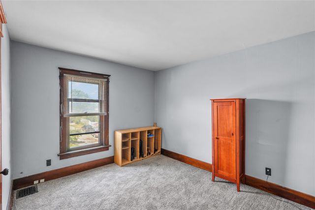 2013 CAMPHAUSEN Avenue, Erie, PA 16510