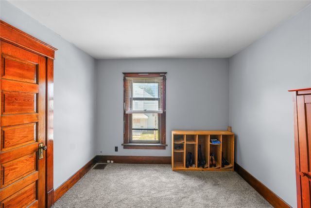 2013 CAMPHAUSEN Avenue, Erie, PA 16510