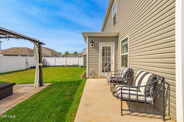 1244 Stamp Lodge Road, Kingsport, TN 37660