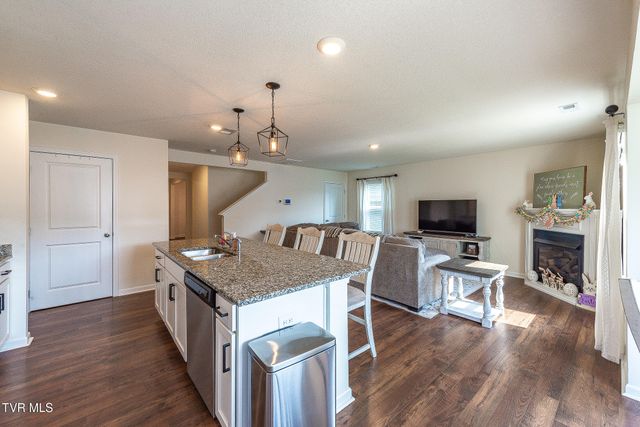 1244 Stamp Lodge Road, Kingsport, TN 37660