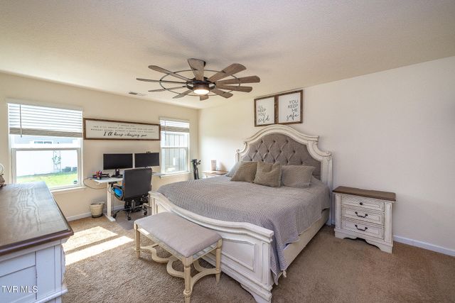 1244 Stamp Lodge Road, Kingsport, TN 37660