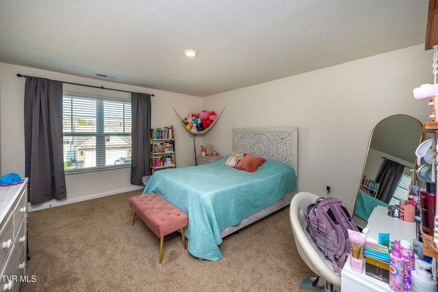 1244 Stamp Lodge Road, Kingsport, TN 37660