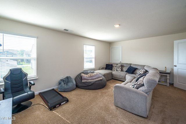 1244 Stamp Lodge Road, Kingsport, TN 37660