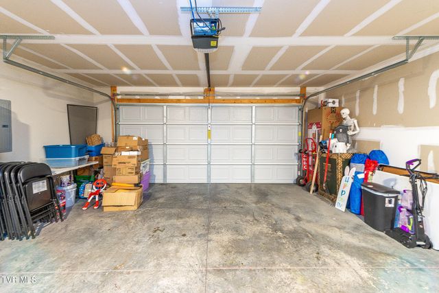 1244 Stamp Lodge Road, Kingsport, TN 37660