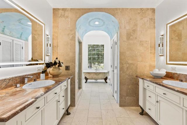 1142 Moore Road, Woodside, CA 94062