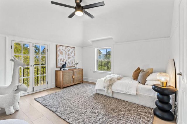 1142 Moore Road, Woodside, CA 94062