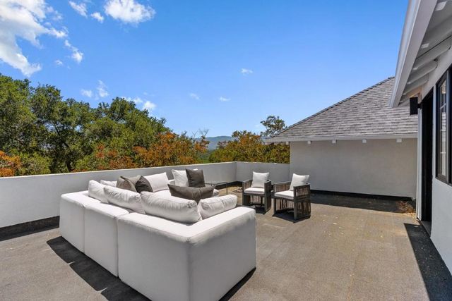 1142 Moore Road, Woodside, CA 94062