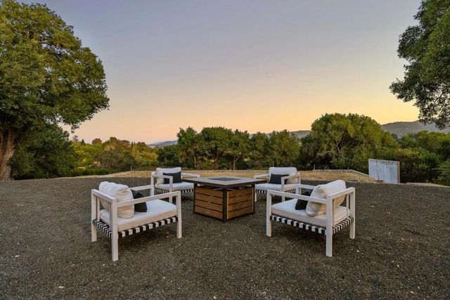 1142 Moore Road, Woodside, CA 94062