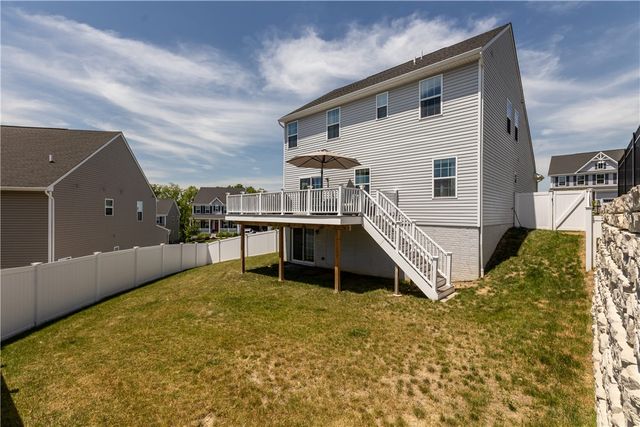 149 Woodsman Ridge Dr, Jackson Twp, PA 16063