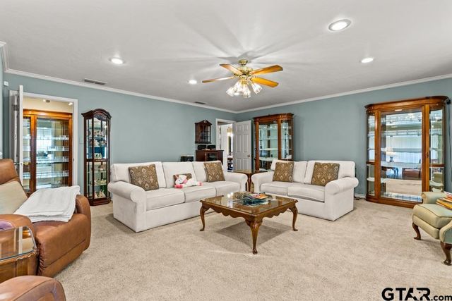 106 Cheyenne Street, Gilmer, TX 75644