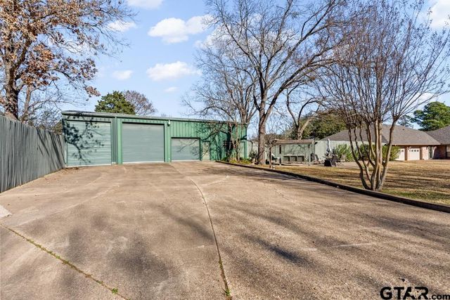 106 Cheyenne Street, Gilmer, TX 75644