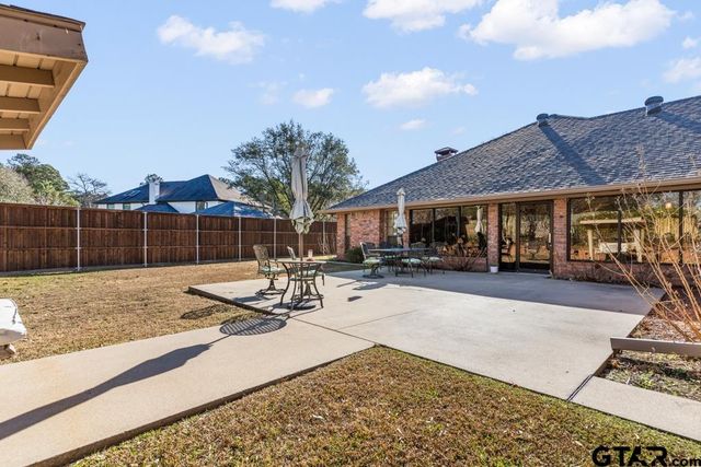 106 Cheyenne Street, Gilmer, TX 75644