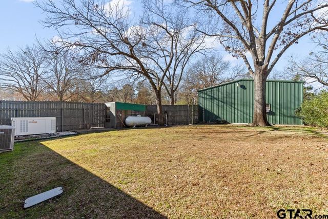 106 Cheyenne Street, Gilmer, TX 75644