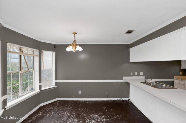 5571 Tiki Lane, Jackson, MS 39212