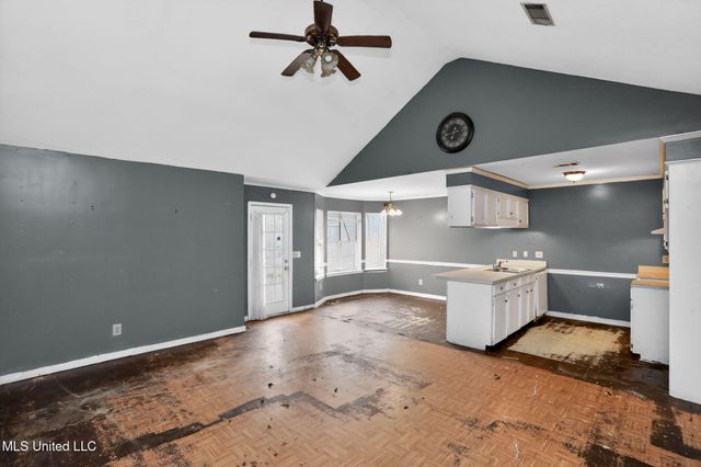 5571 Tiki Lane, Jackson, MS 39212