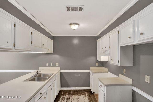 5571 Tiki Lane, Jackson, MS 39212