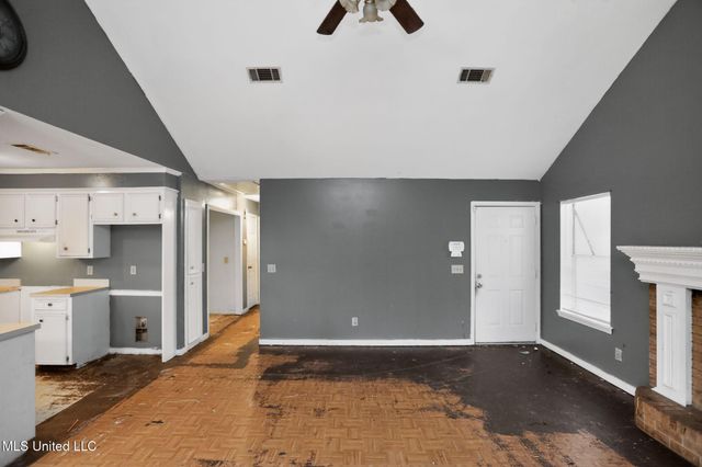 5571 Tiki Lane, Jackson, MS 39212