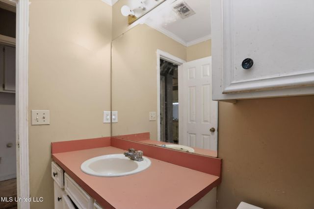 5571 Tiki Lane, Jackson, MS 39212