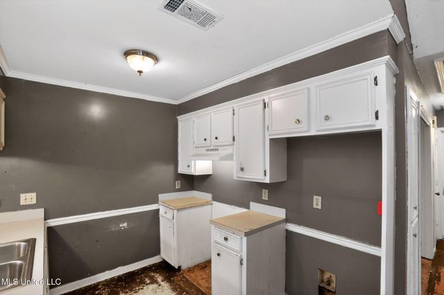 5571 Tiki Lane, Jackson, MS 39212