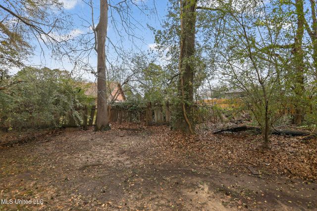 5571 Tiki Lane, Jackson, MS 39212