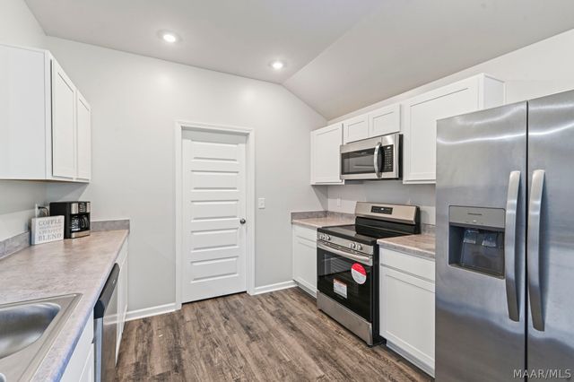 106 Canal Crossing, Wetumpka, AL 36092