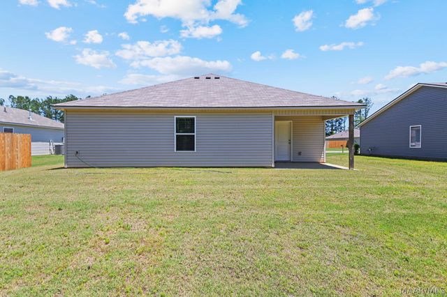 106 Canal Crossing, Wetumpka, AL 36092