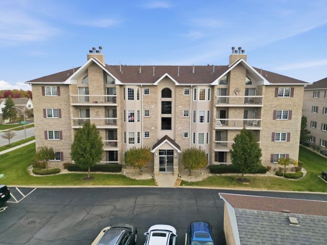 7767 Bristol Park Drive 1NW, Tinley Park, IL 60477