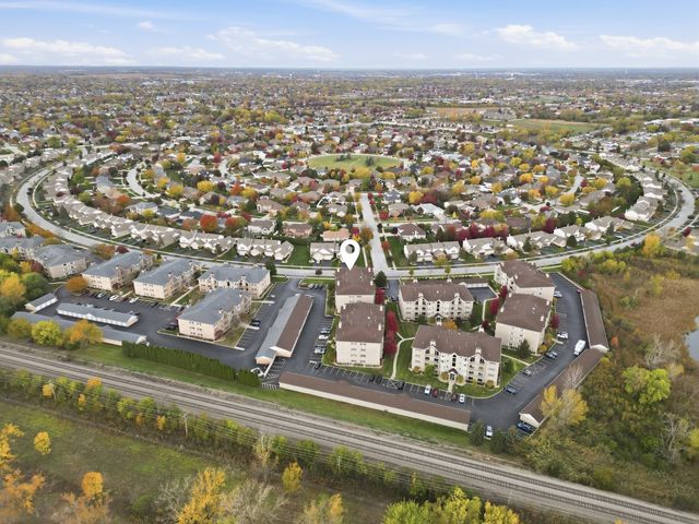 7767 Bristol Park Drive 1NW, Tinley Park, IL 60477