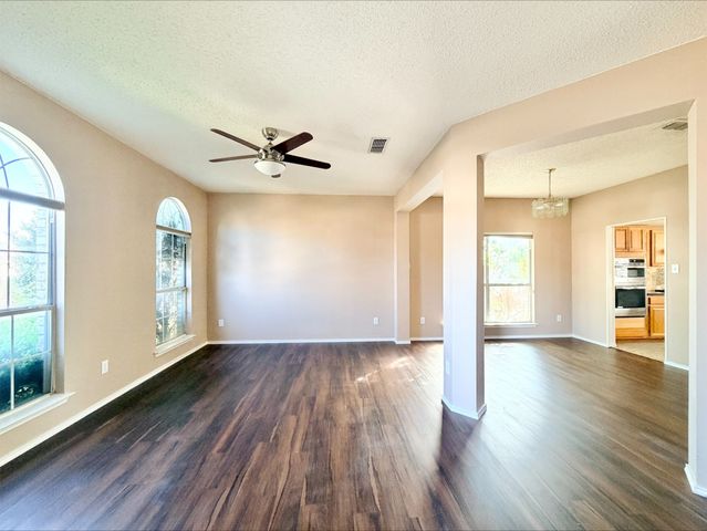 4818 Red Birch Drive, Arlington, TX 76018