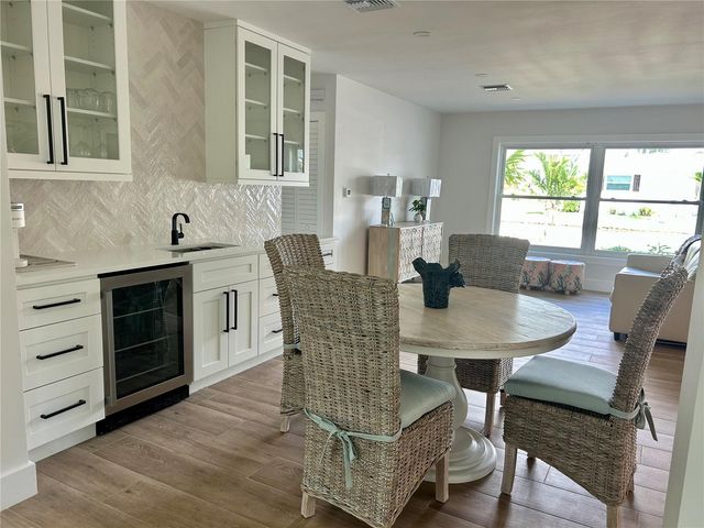 1625 IDLE LANE, Sarasota, FL 34231