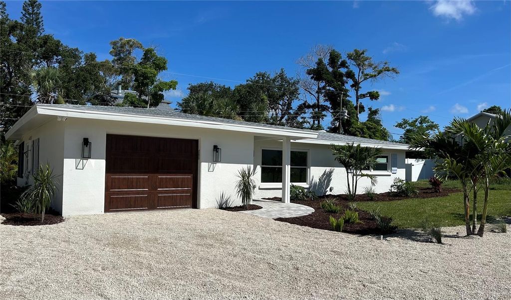 1625 IDLE LANE, Sarasota, FL 34231