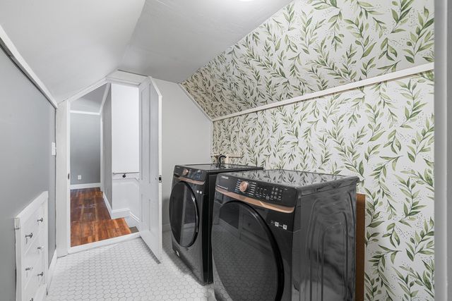 1046 Center St, Dighton, MA 02715