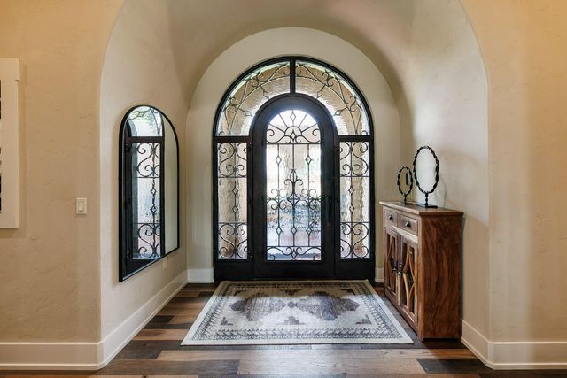 8117 County Rd 6220, Shallowater, TX 79363