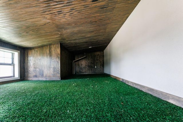 8117 County Rd 6220, Shallowater, TX 79363