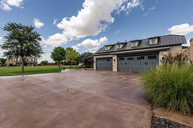 8117 County Rd 6220, Shallowater, TX 79363