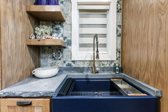 8117 County Rd 6220, Shallowater, TX 79363