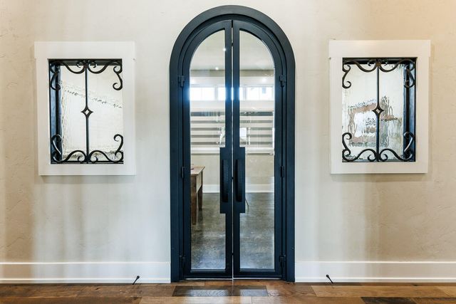 8117 County Rd 6220, Shallowater, TX 79363