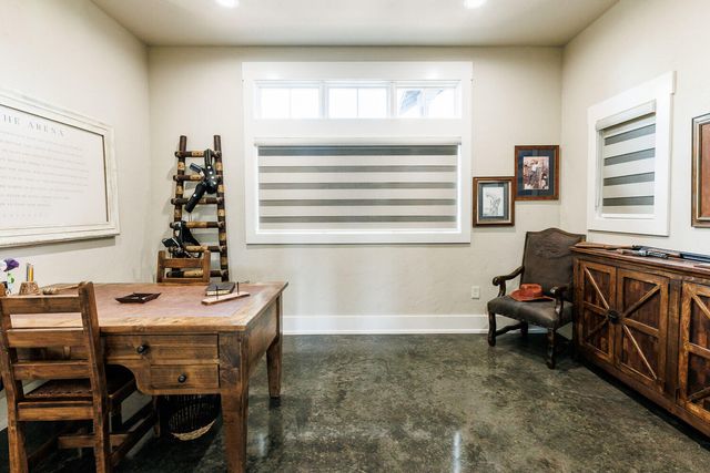 8117 County Rd 6220, Shallowater, TX 79363