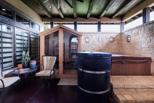 8117 County Rd 6220, Shallowater, TX 79363