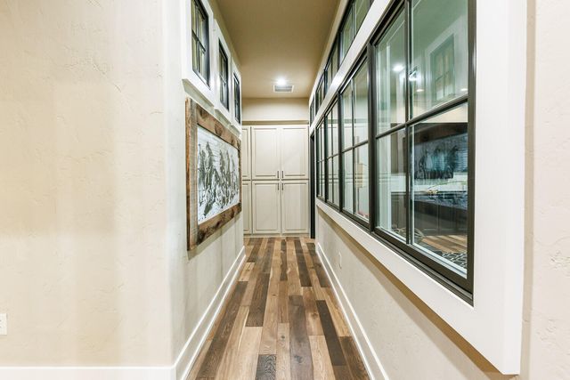 8117 County Rd 6220, Shallowater, TX 79363