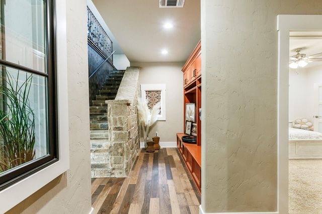 8117 County Rd 6220, Shallowater, TX 79363