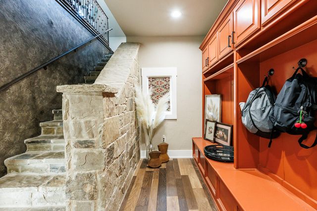 8117 County Rd 6220, Shallowater, TX 79363