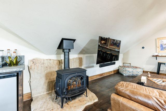 8117 County Rd 6220, Shallowater, TX 79363