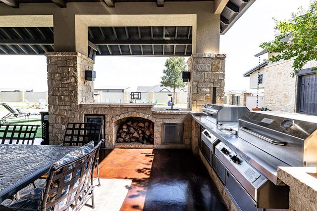 8117 County Rd 6220, Shallowater, TX 79363