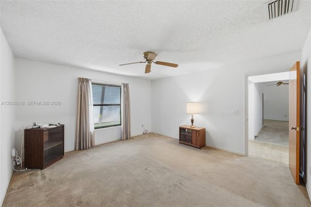642 Nobles St, Sebastian, FL 32958