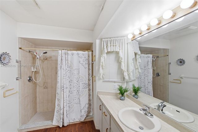 642 Nobles St, Sebastian, FL 32958
